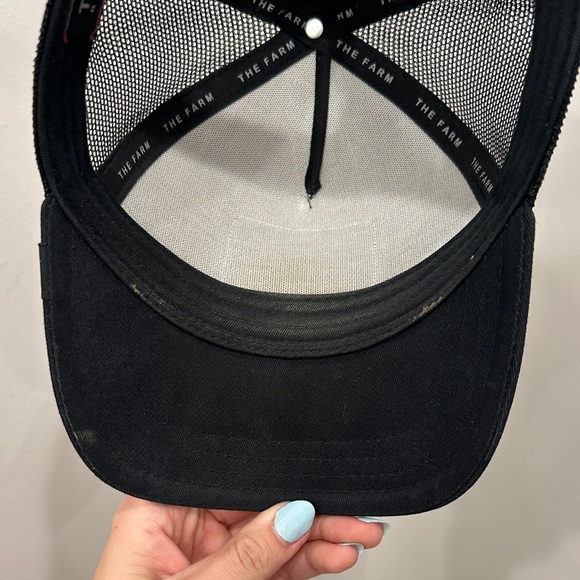 Goorin Bros Black and Cream 'Cash Cow' Trucker Hat - Picture 3 of 7